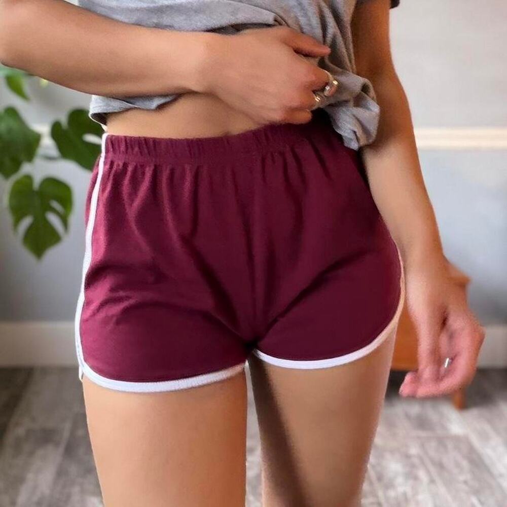Vintage style burgundy dolphin shorts (L)